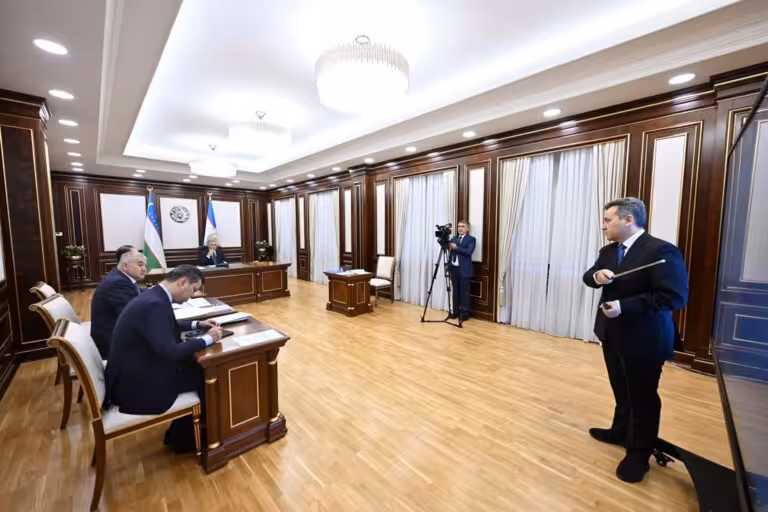 Uzbekistan to digitize 70% of public services, boost IT sector to nearly $8bn by 2026 