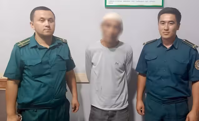 Андижонда хотинини кўчада ўлдириб, қочиб кетган эркак ушланди 