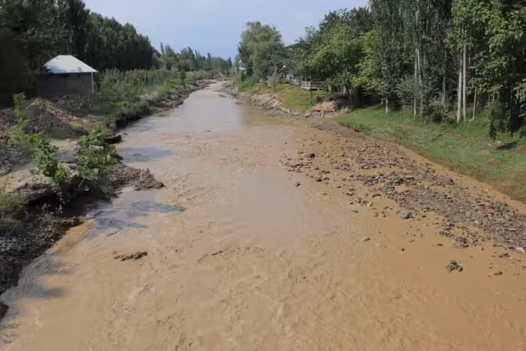 O‘zbekistonning 5 ta viloyatida sel xavfi e’lon qilindi