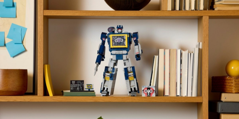 Lego “Transformerlar”dagi Saundveyv deseptikon ko‘rinishidagi yangi konstruktorni taqdim etdi
