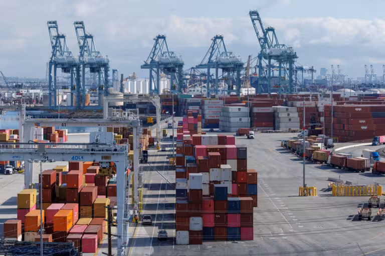 Tajikistan-Afghanistan trade jumps 31% y/y in 5M25, reaching nearly $40mn 