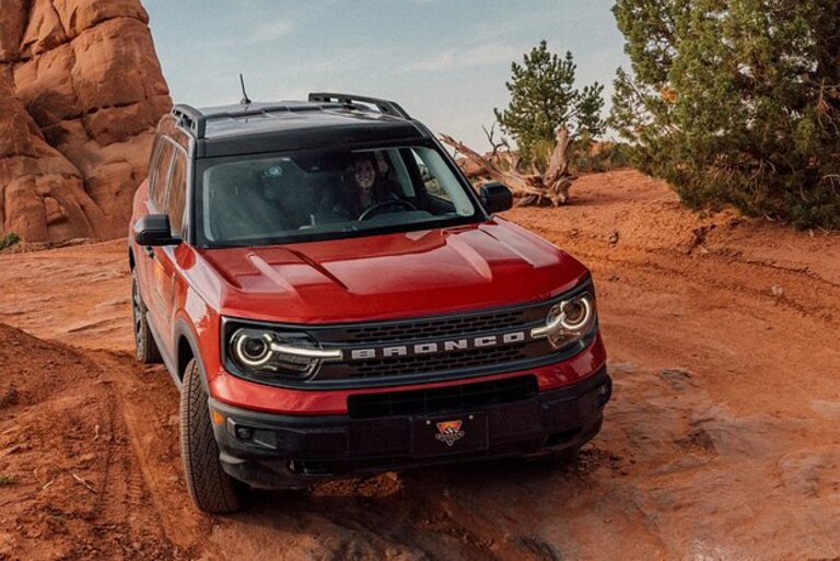 Ford yong‘in xavfi tufayli 700 mingta avtomobilini qaytarib oladi 
