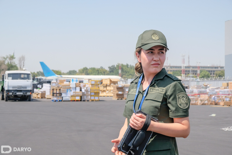 Ellik ming qadam, noqonuniy server, Yevropaga eksport qilingan do‘ppilar: bojxonachi Dilnoza Samadova bilan suhbat