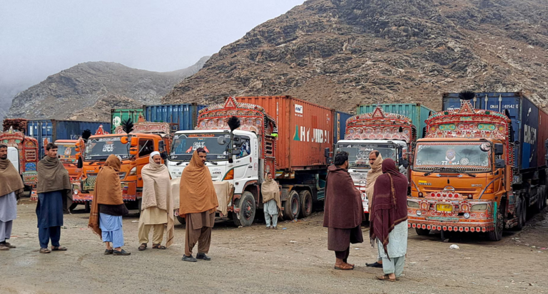 Afghanistan, Pakistan sign preferential trade agreement to cut tariffs on key agricultural exports 
