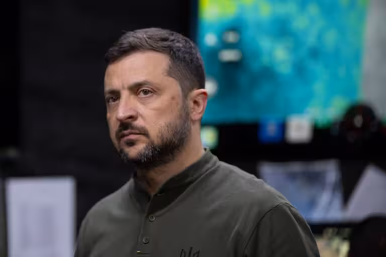 “Munosabat bildiramiz” — Zelenskiy O‘zbekiston fuqarolari Rossiya tomonida jang qilayotgani haqida
