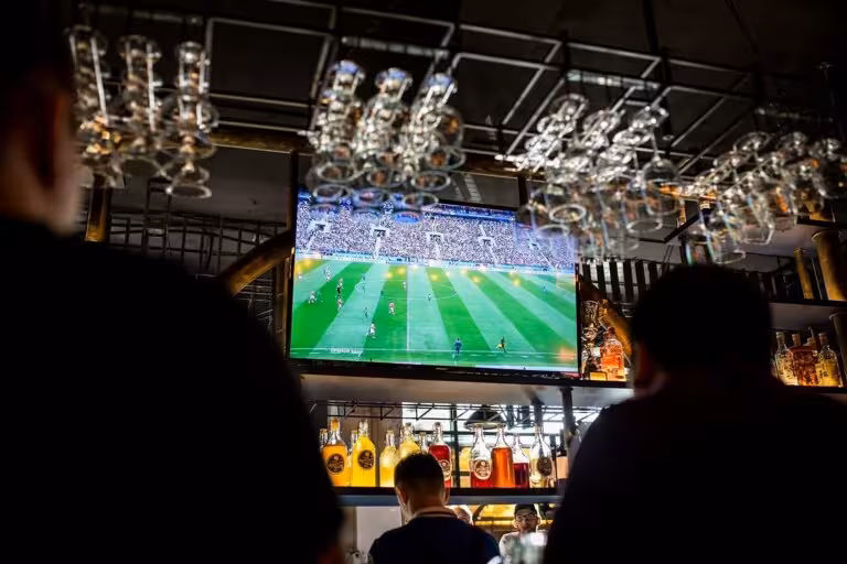 O‘zbekistonda qator restoranlar sport translyatsiyalarini litsenziyasiz namoyish qilgani uchun ogohlantirildi 