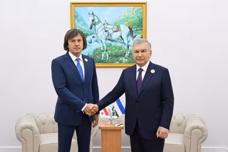 Shavkat Mirziyoyev Turkmanistonda Gruziya bosh vazirini qabul qildi