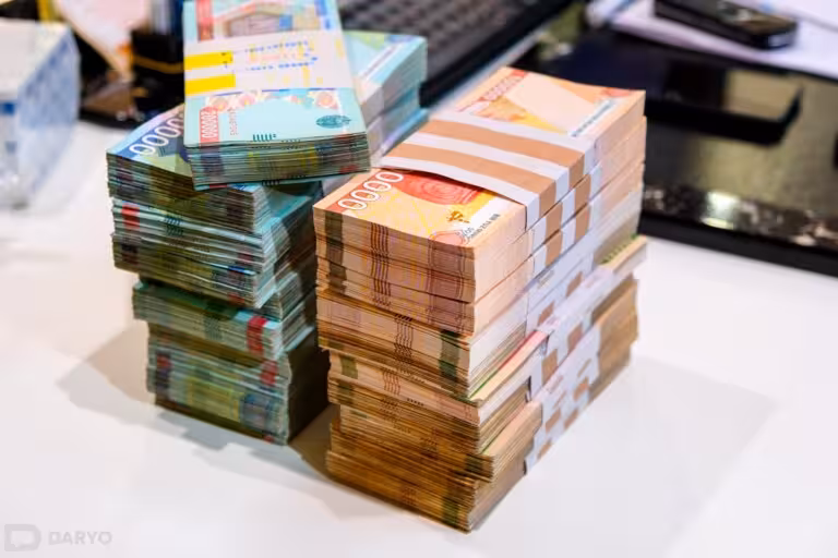 Банкларда микроқарз фоизи ошиб, автокредит ставкаси пасайди