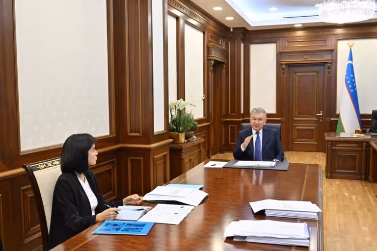 Uzbekistan to launch special legal regime for entrepreneurs and self-employed, cut turnover tax to 1% 