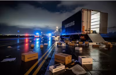 Londonda 10 mln dollarlik Samsung telefonlari o‘g‘irlab ketildi